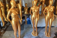 Hard-Rock-Hotel-Gold-Mannequins